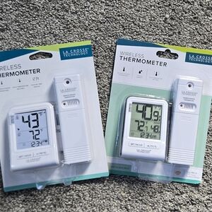 La Crosse Technology Wireless Indoor/Outdoor Temperature Monitor NEW